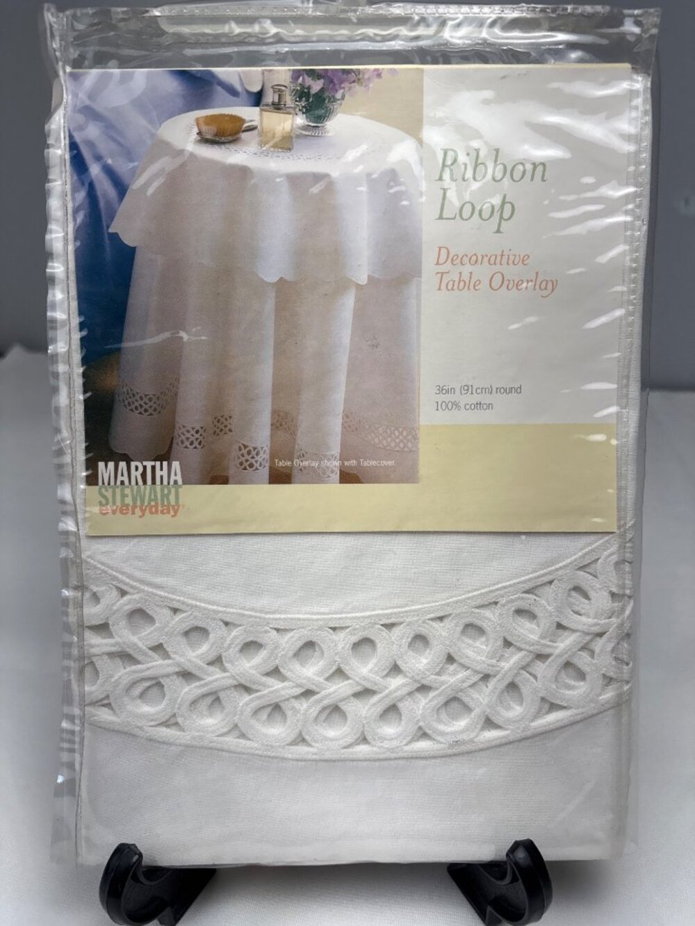 Martha Stewart Everyday Ribbon Loop Table Overlay 36" Round White Cotton New Sea